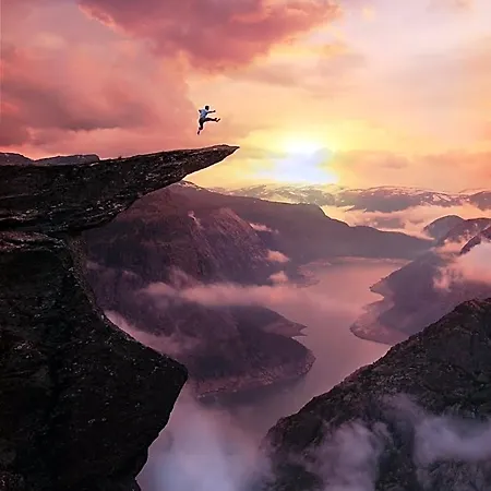 Trolltunga Skare
